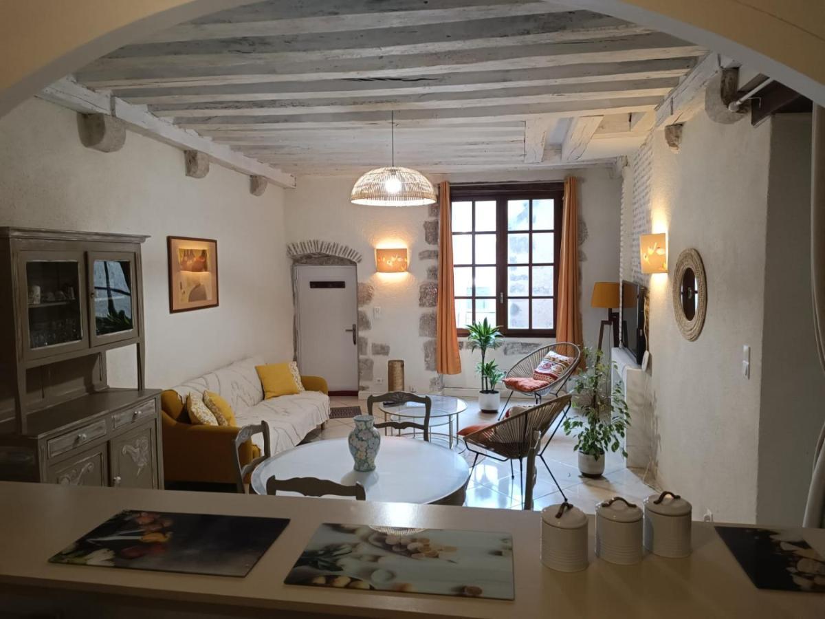 Le Logis De La Rue Des Arts Apartment Blois Exterior foto